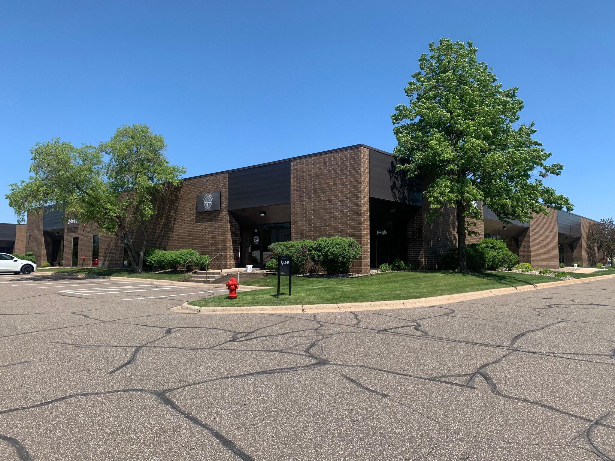 1285 Corporate Center Dr, Eagan, MN for Rent