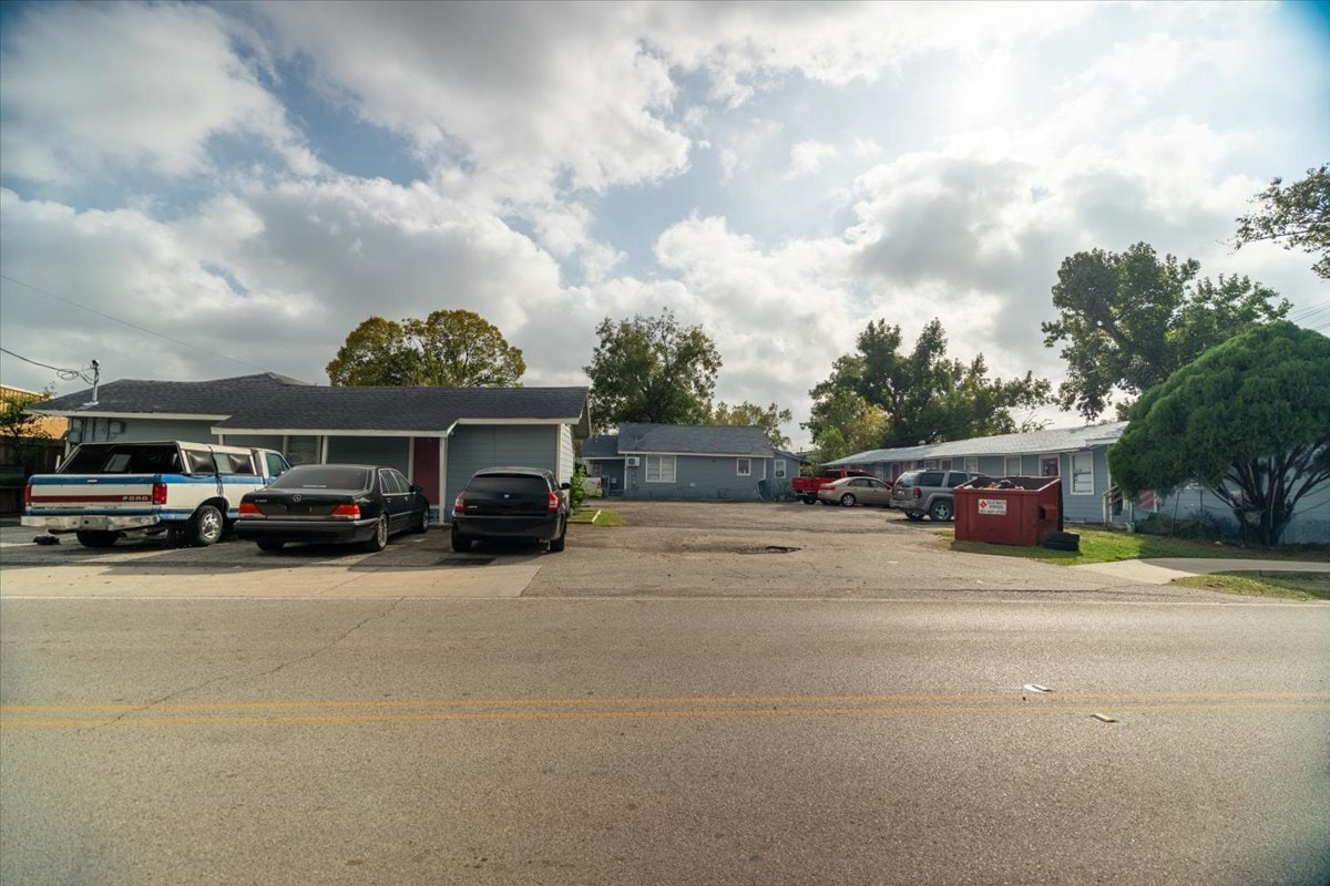 13928 Bandera St, Houston, TX for Sale