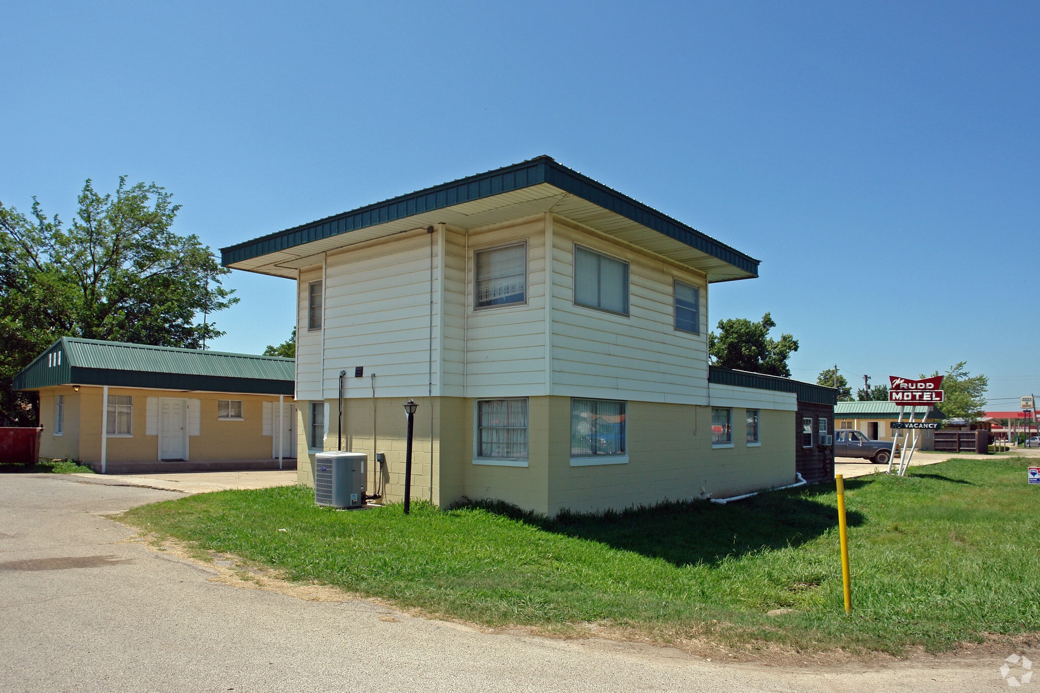 224 S Ash St, Nowata, OK for Sale