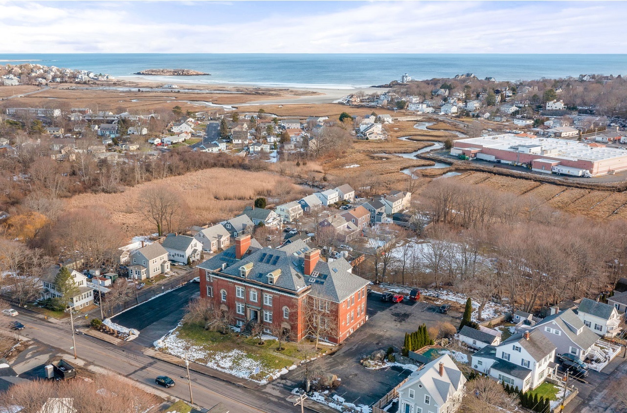 85 Eastern Ave, Gloucester, MA for Rent