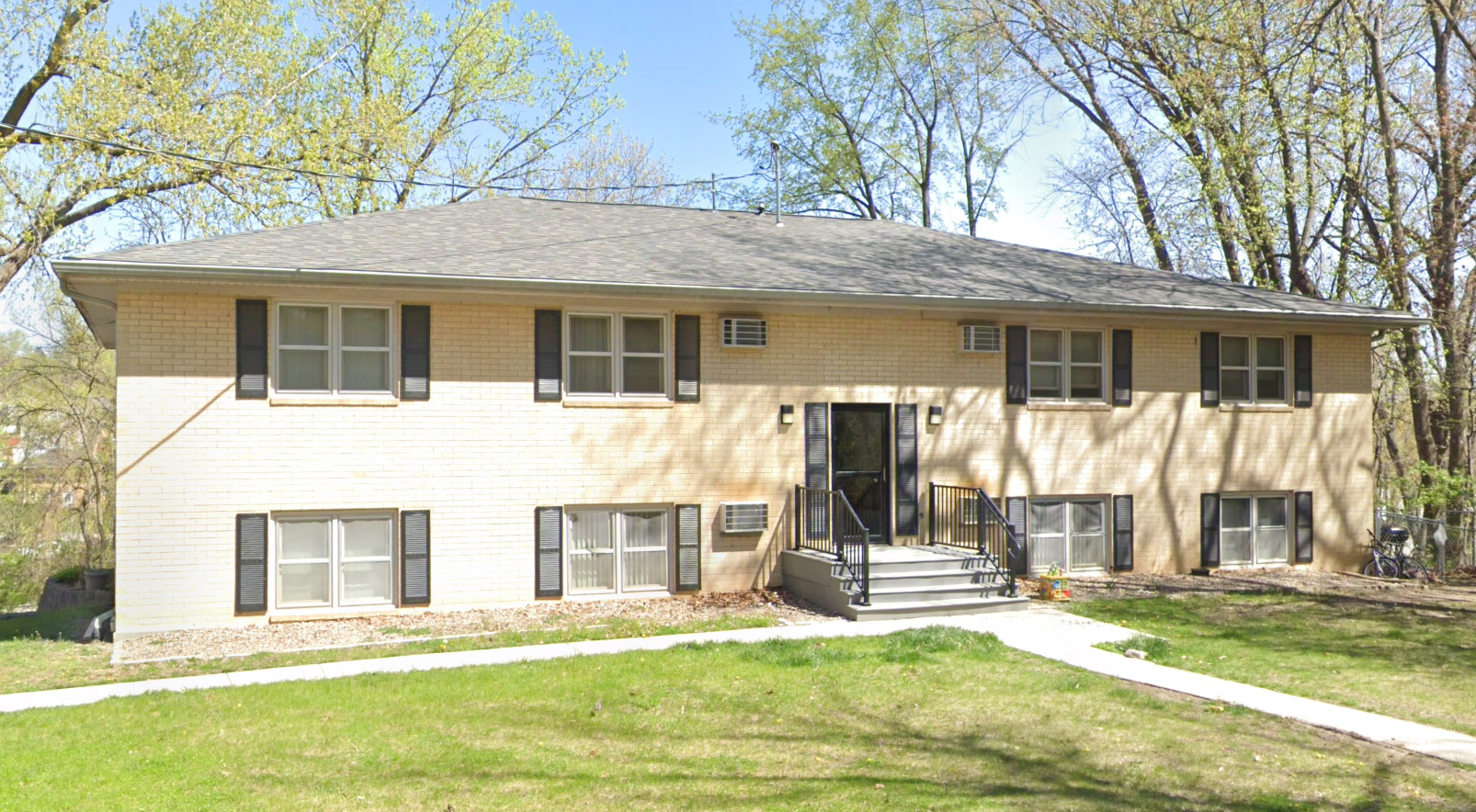 2525 Lincoln Ave, Des Moines, IA for Sale