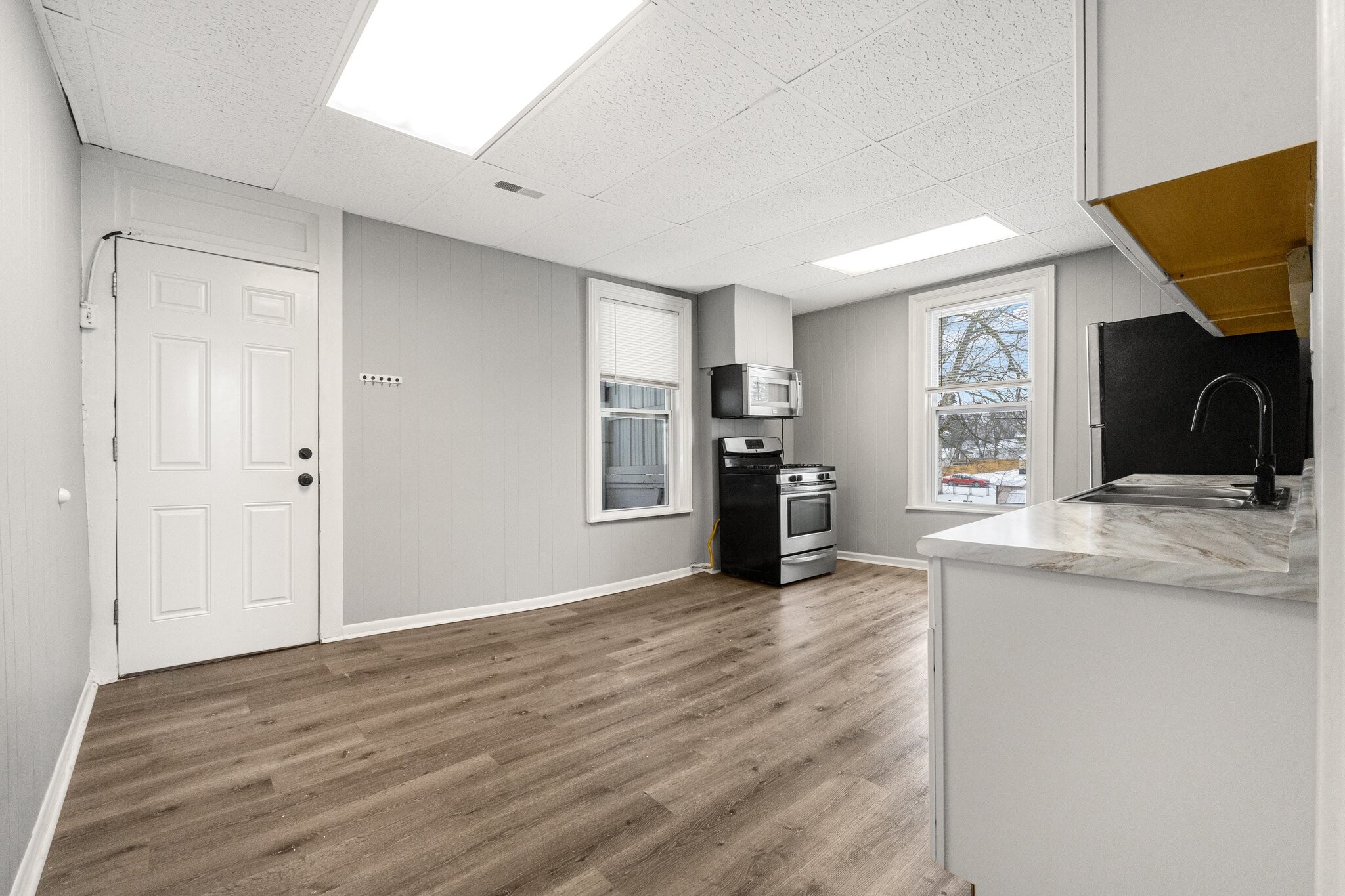 405 S Wayne St, Waterloo, IN for Sale
