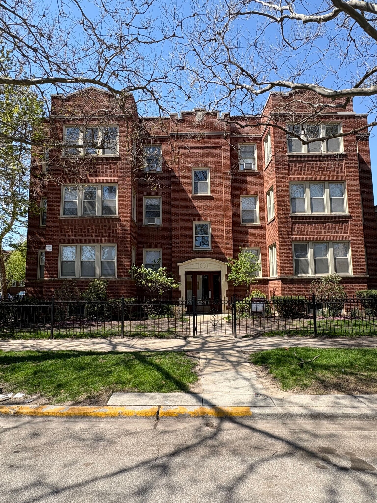 2432-2434 W Fargo Ave, Chicago, IL for Sale