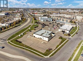 Medicine Hat, AB Storefront Retail/Office - 2010 Strachan Rd SE