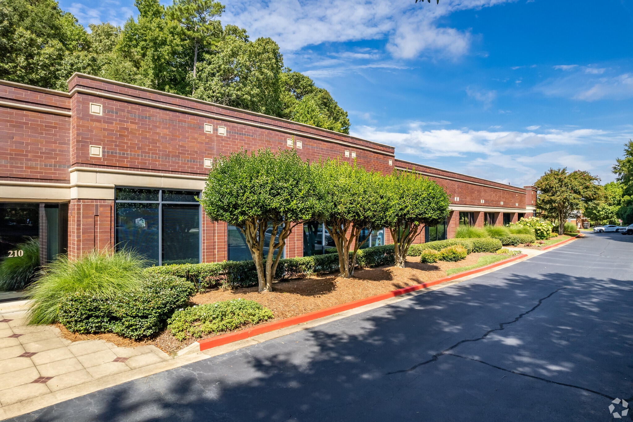 1000 Mansell Exchange W Alpharetta, GA 30022 Office Property for