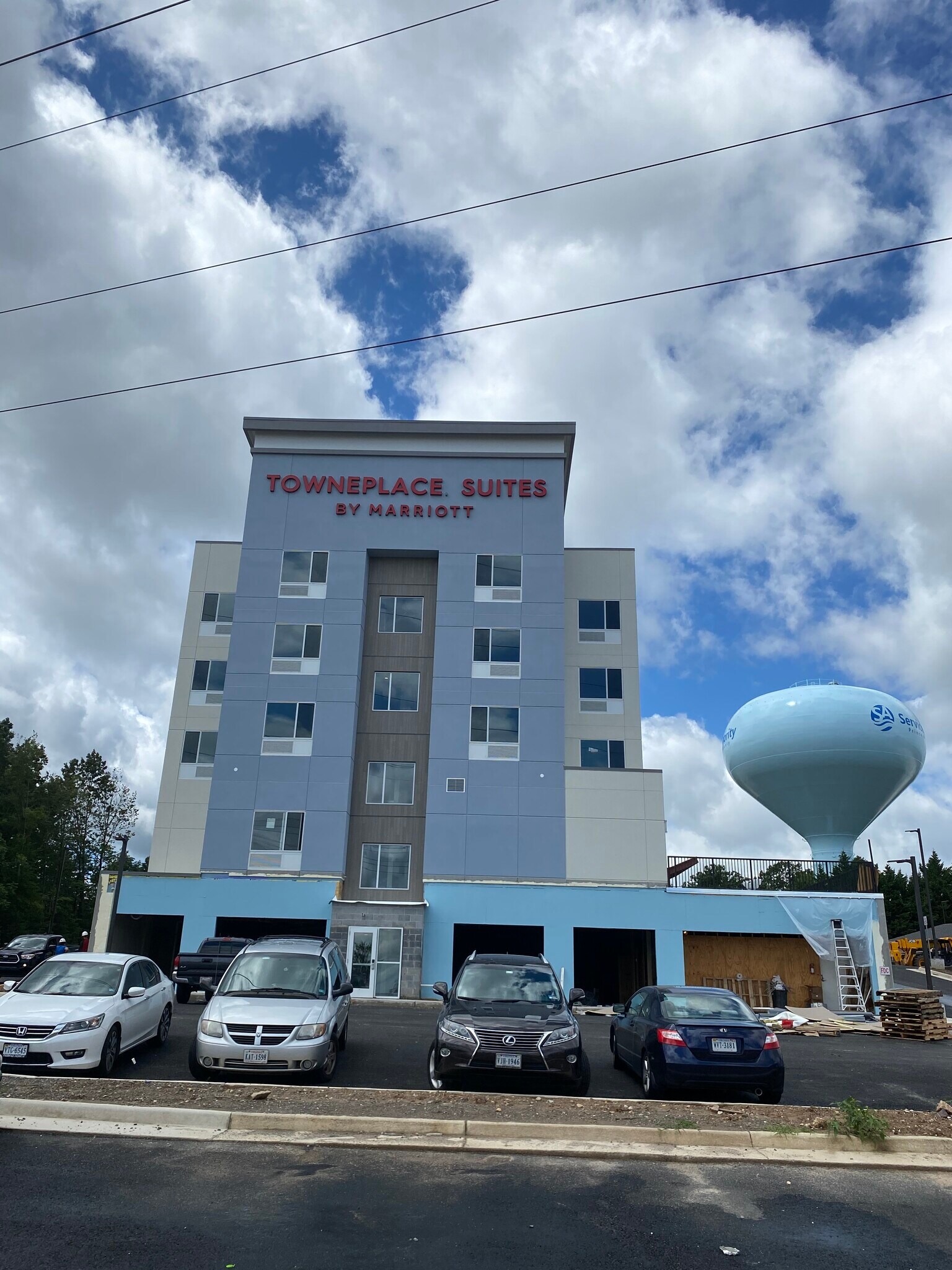 14090 Shoppers Best Way Woodbridge, VA 22192 Hospitality Property for Lease on