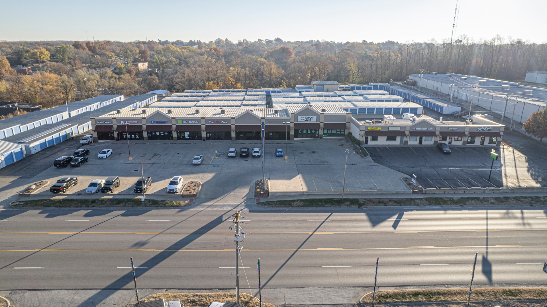 2901-3011 S Belt Hwy, Saint Joseph, MO for Rent