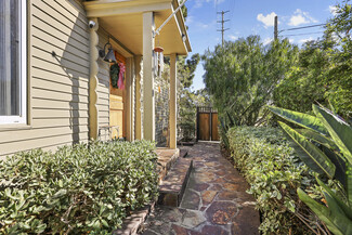 San Diego, CA Apartments - 3830-40 Tennyson St