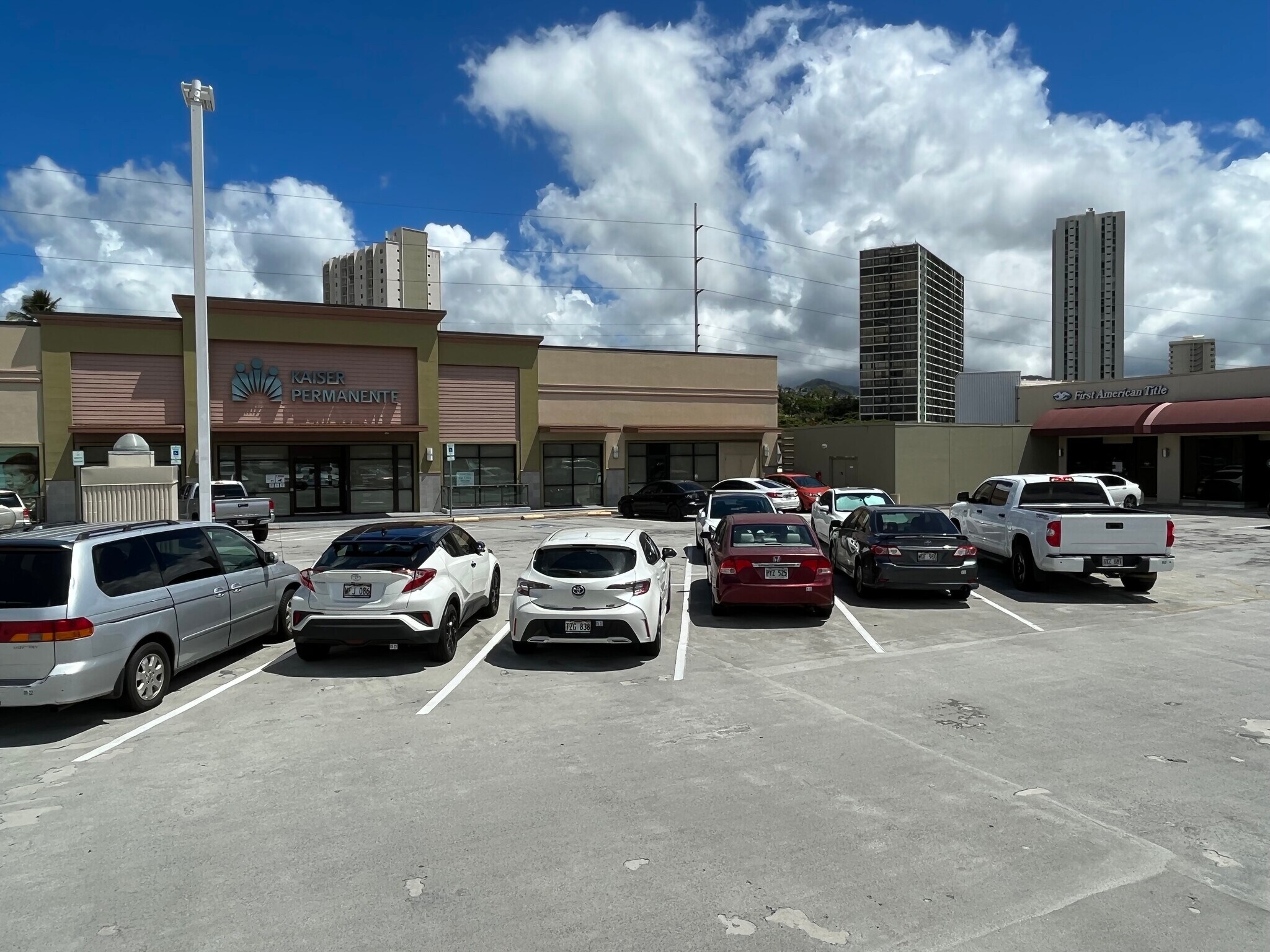 981005 Moanalua Rd Aiea, HI 96701 Retail Property for Lease on