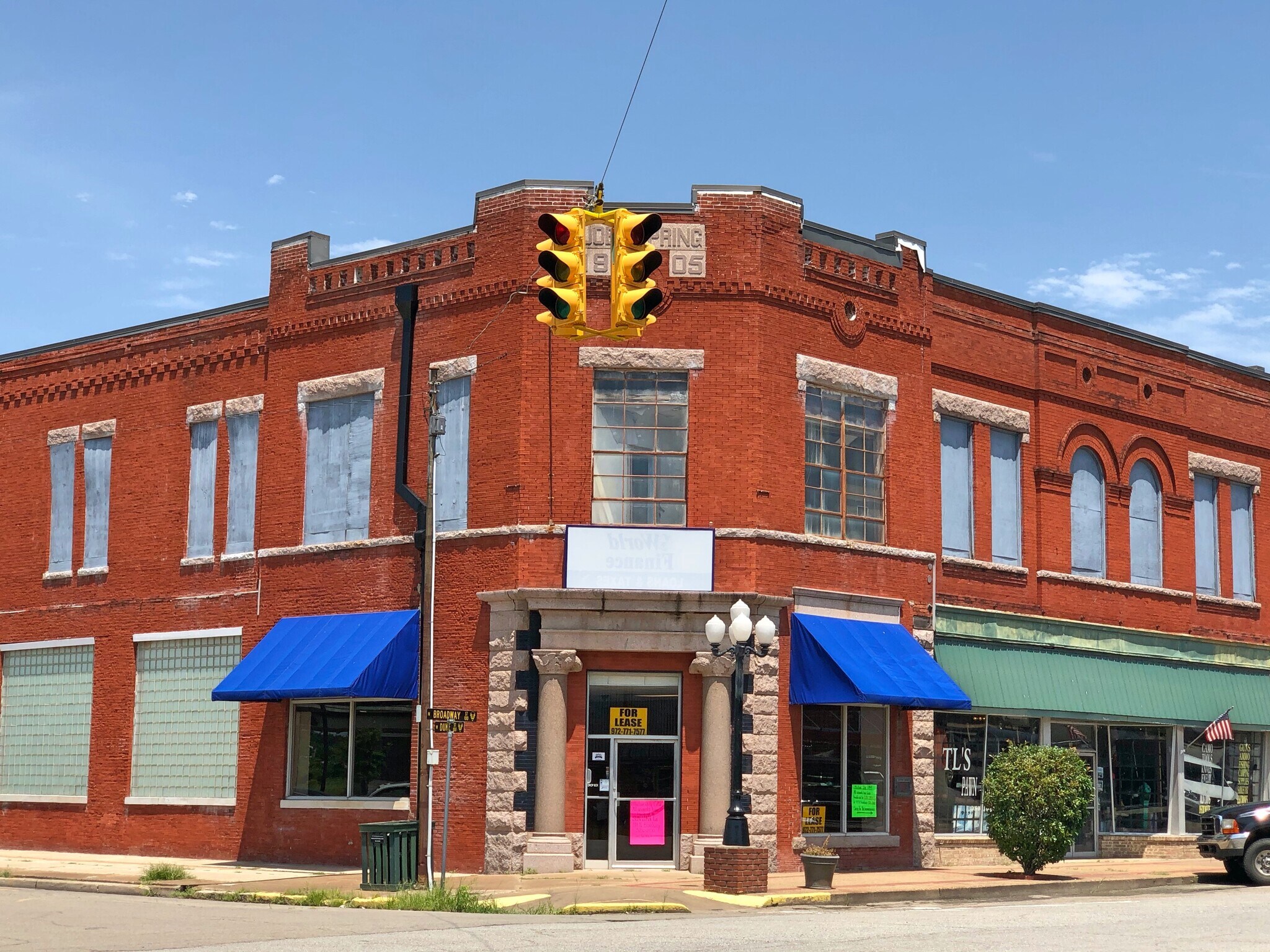 101 N Broadway St, Hugo, OK for Rent