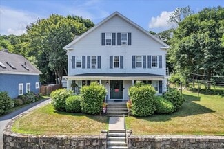North Kingstown, RI Multi-Family - 186 Beach St
