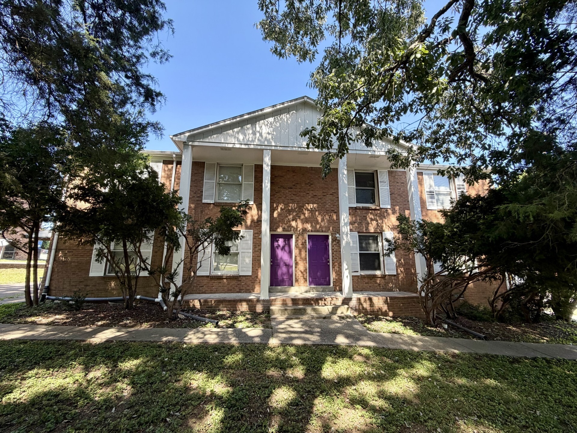 1012-1018 Hickory Hill Ln, Hermitage, TN for Sale