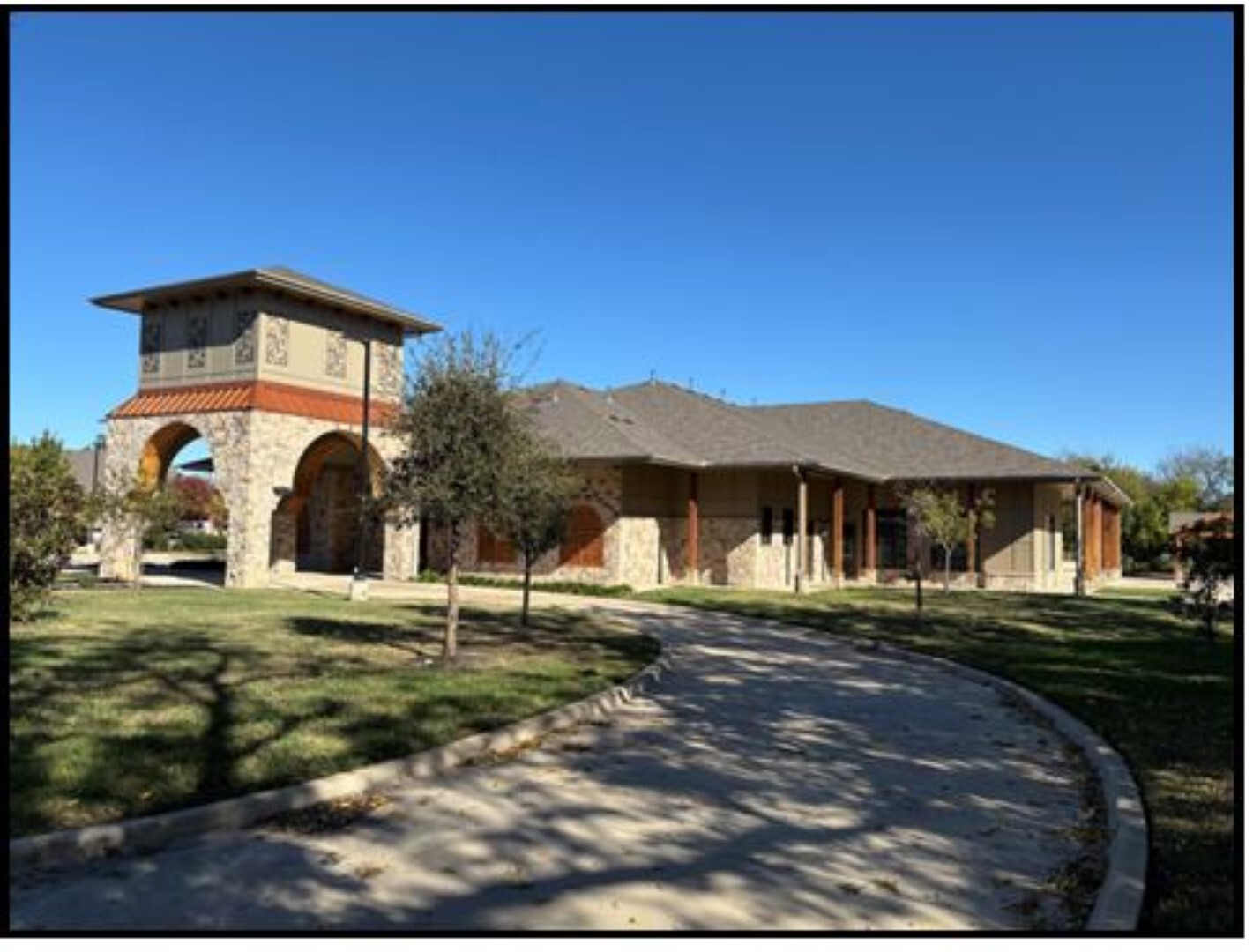 121 S Elm St, Keller, TX for Sale