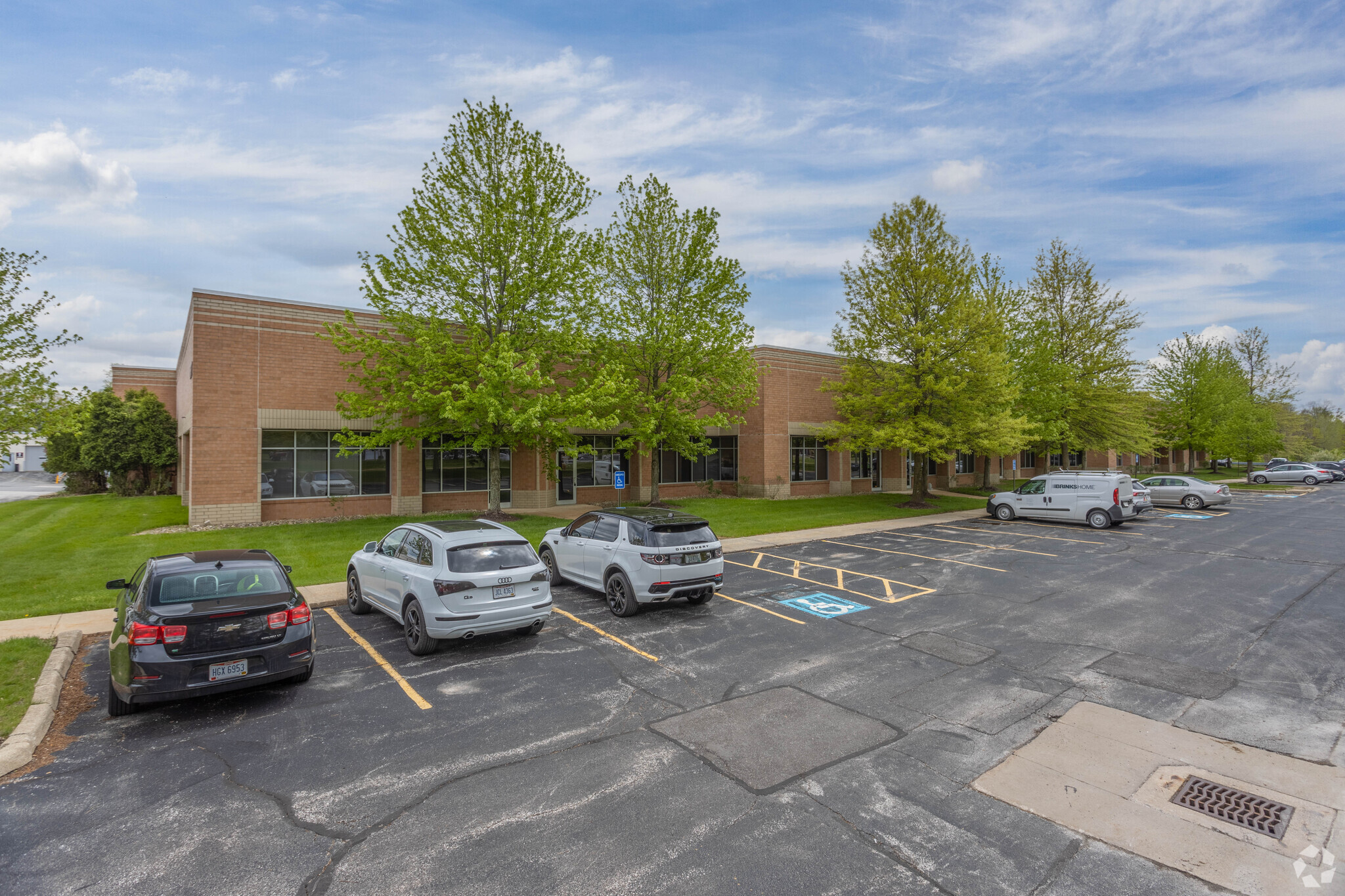 6650 W Snowville Rd, Brecksville, OH for Rent