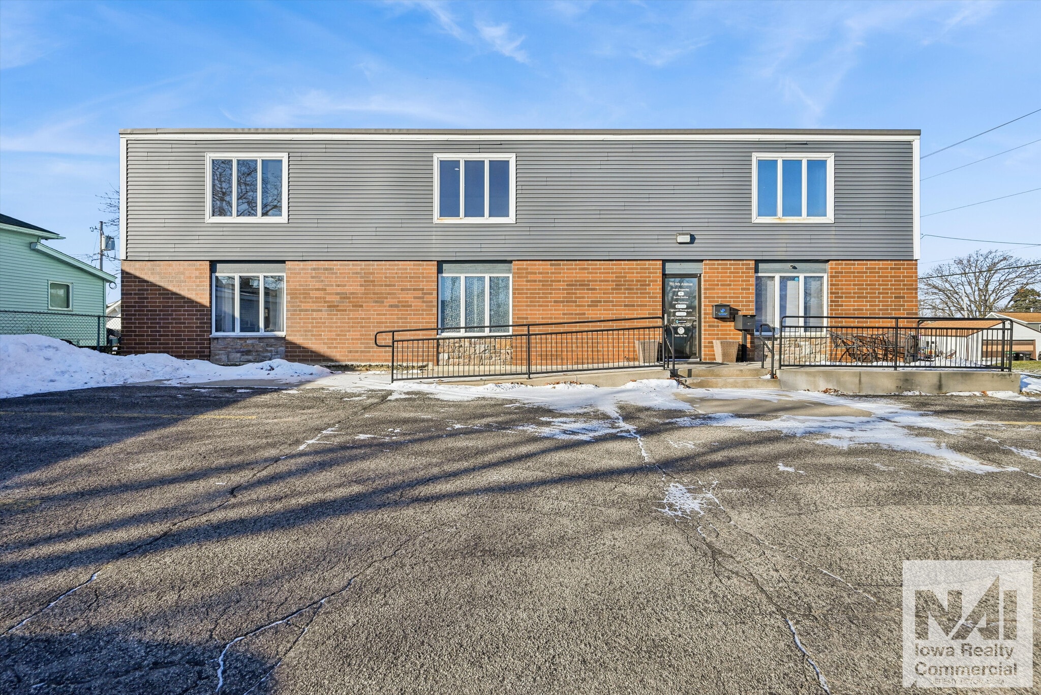 755 9th Ave, Marion, IA for Rent