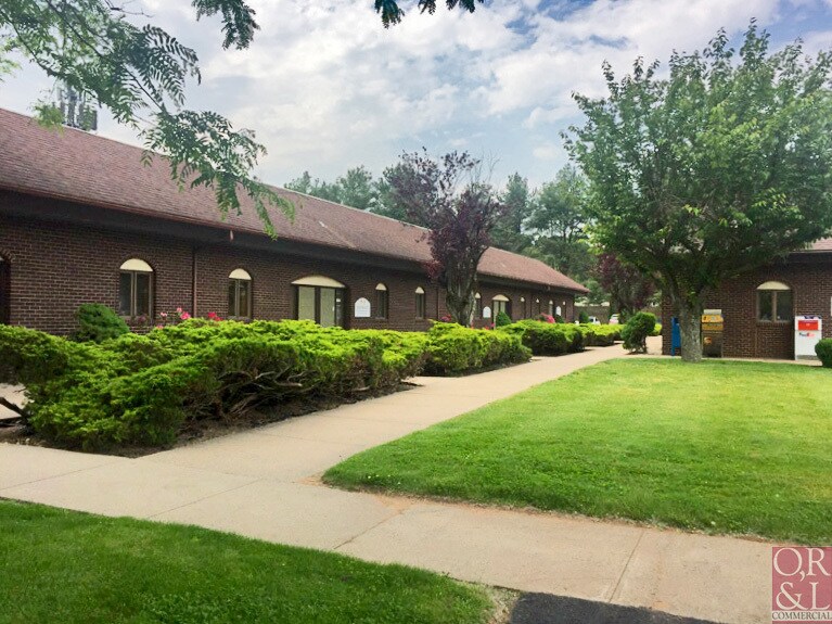 160 West St, Cromwell, CT for Rent