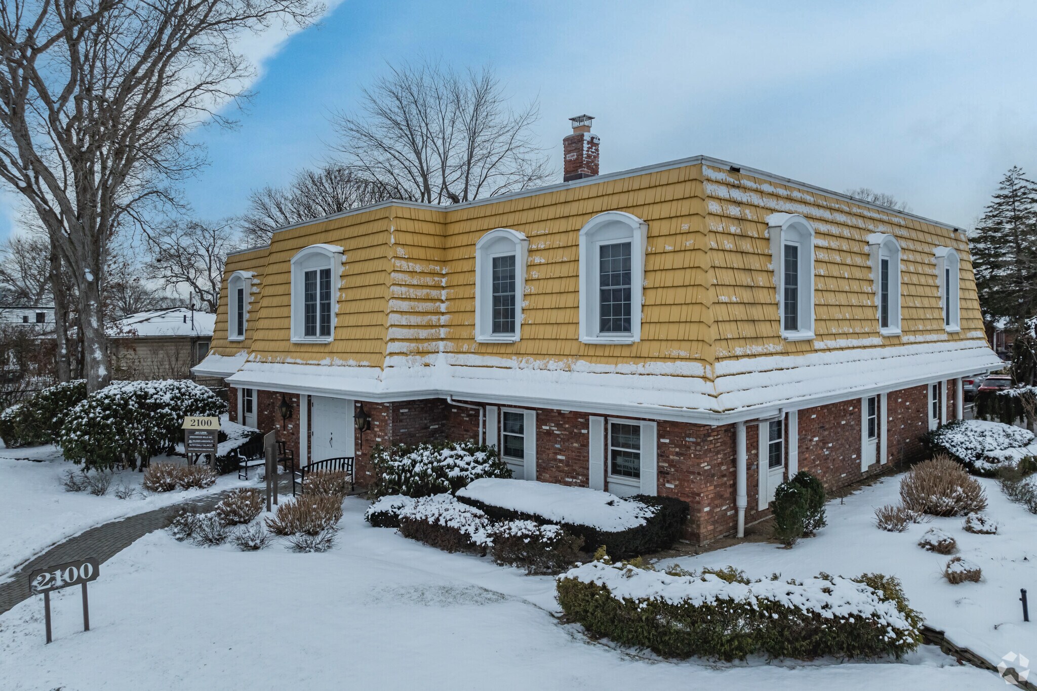 2100 Deer Park Ave, Deer Park, NY for Rent