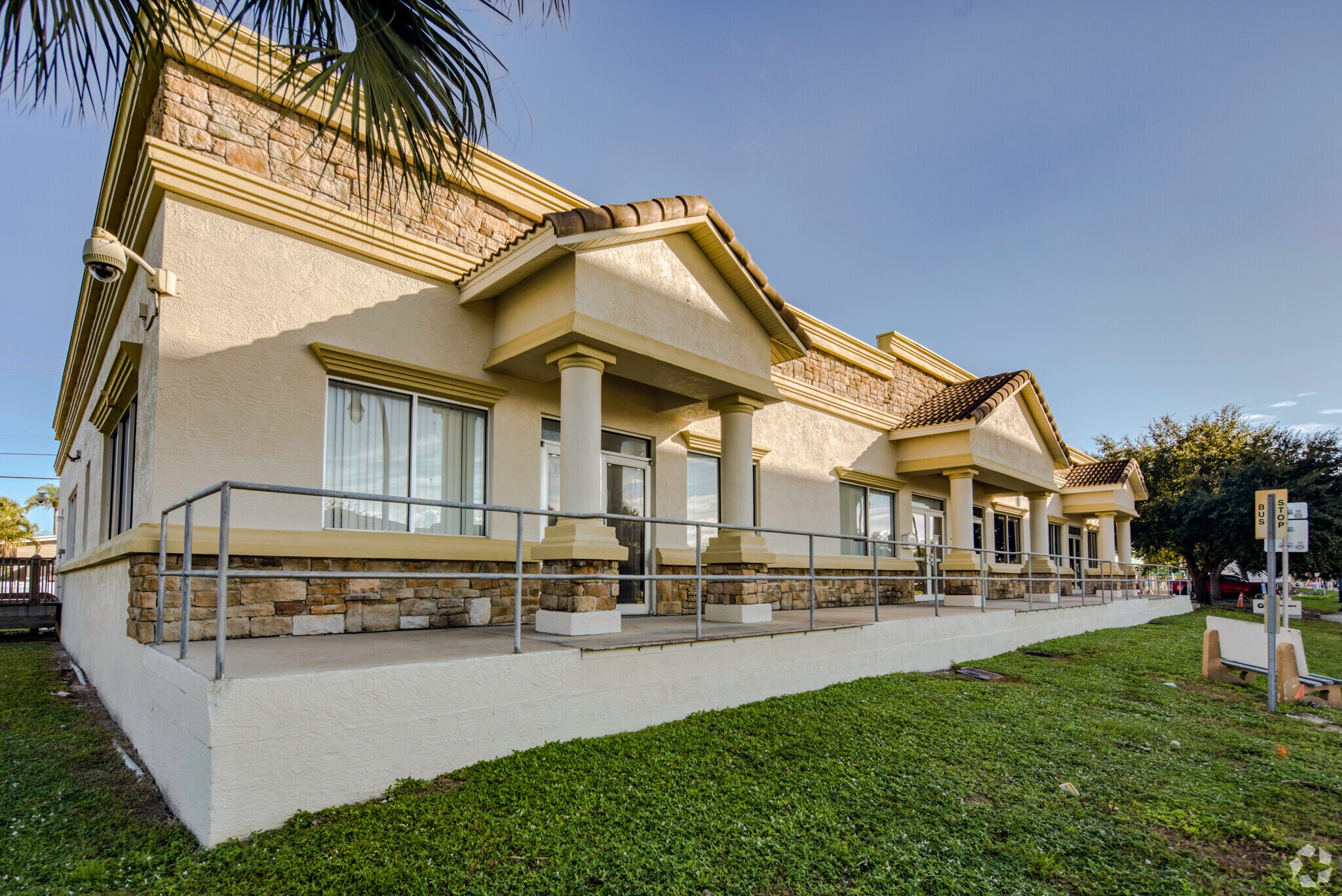 4811 W Gandy Blvd, Tampa, FL for Rent