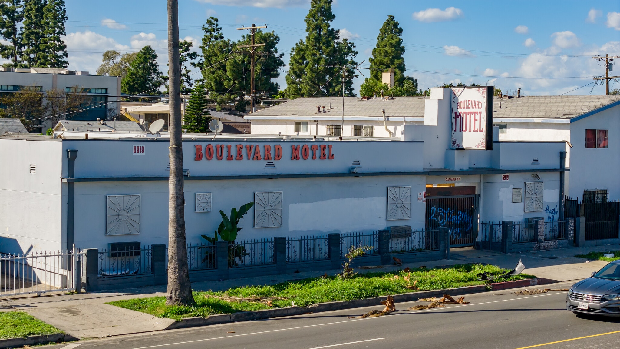 6919 S Figueroa St, Los Angeles, CA for Sale