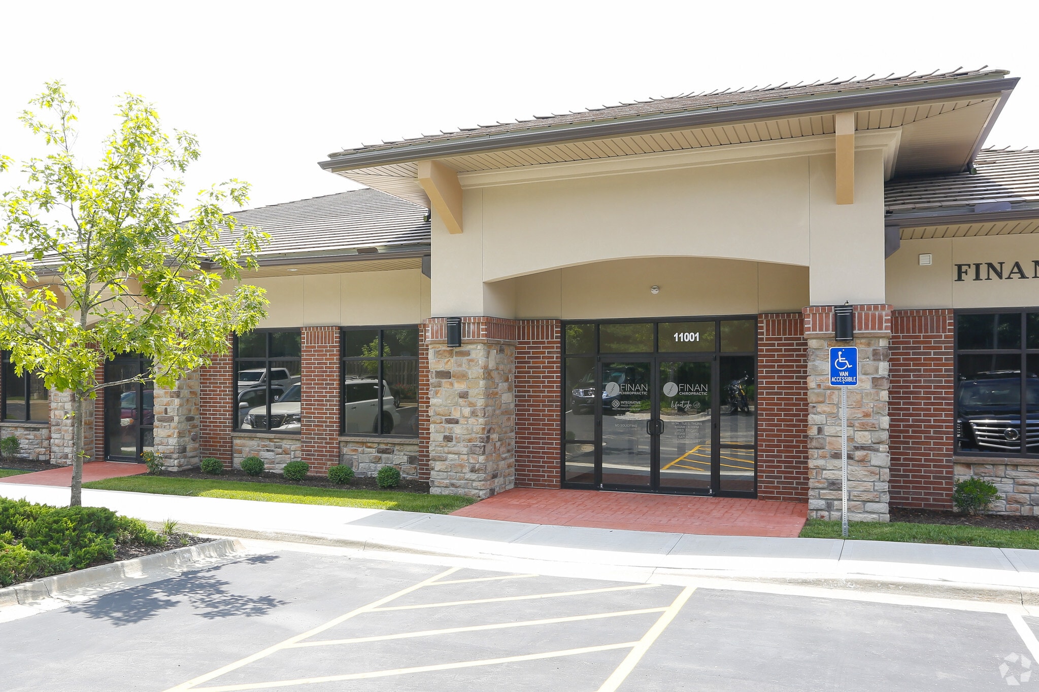 11001-11025 Hauser St, Lenexa, KS for Sale