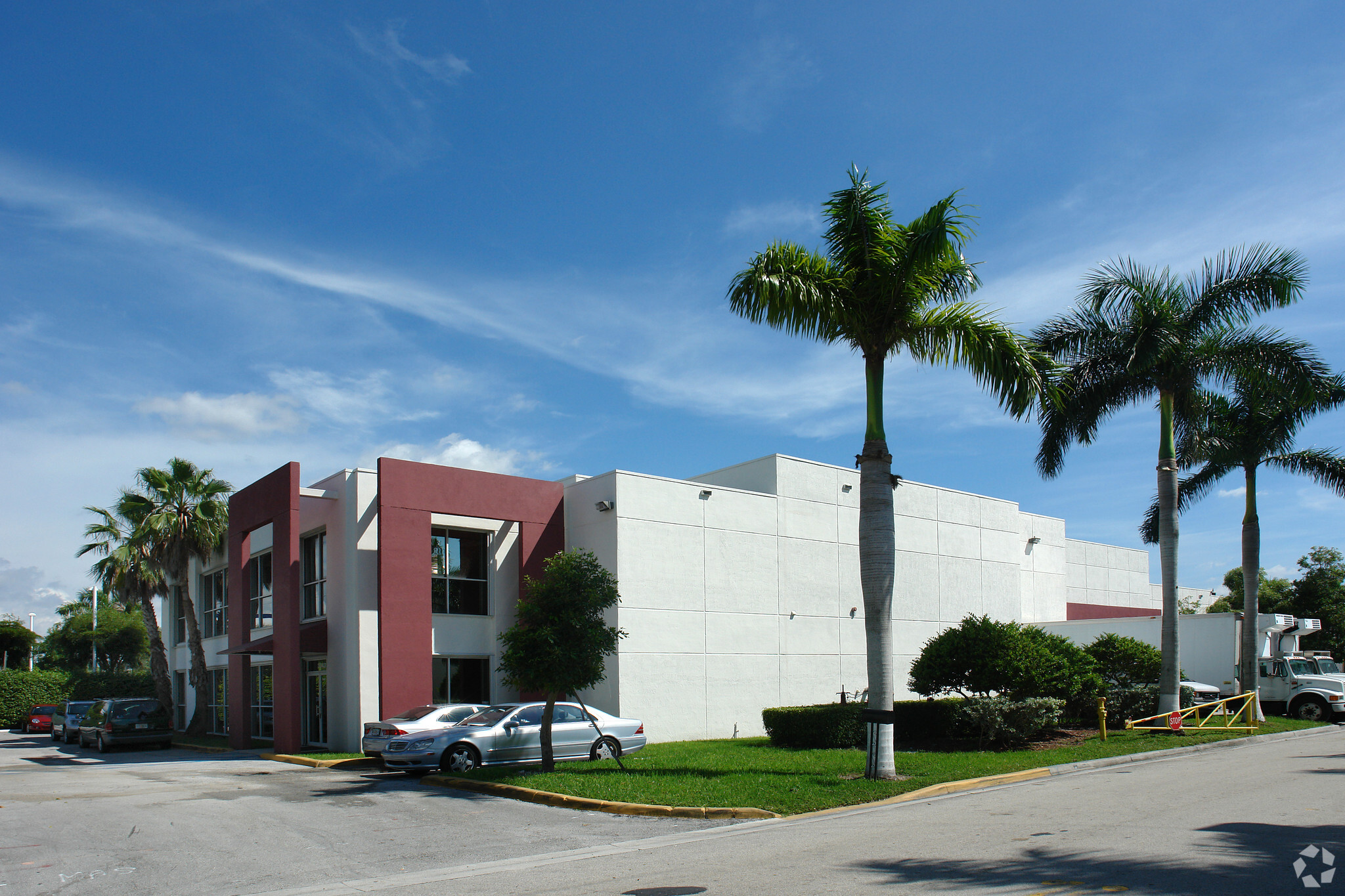 3043-3045 NW 107th Ave, Miami, FL for Rent