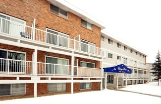 Edmonton, AB Apartments - 10741 105th St NW