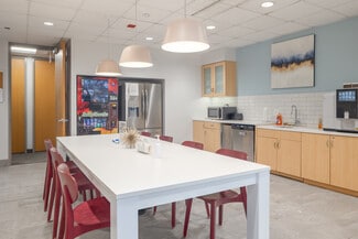 Chicago, IL Coworking Space - 200 S Wacker Dr