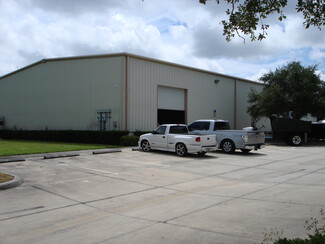 Bradenton, FL Warehouse - 2006 58th Avenue Cir E