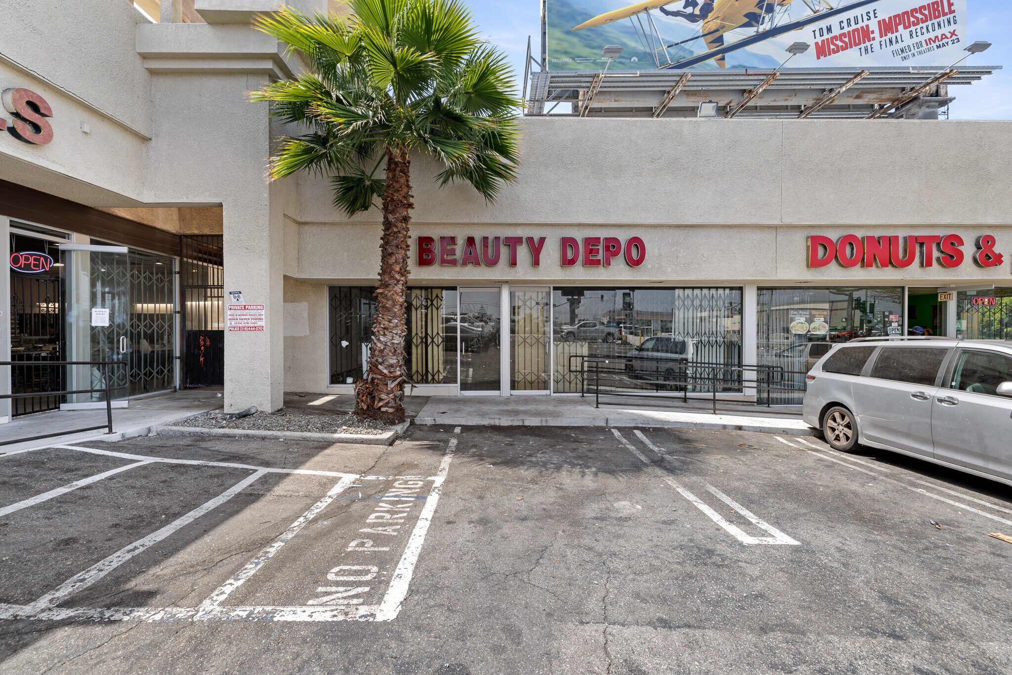 1900 S La Brea Ave, Los Angeles, CA for Rent