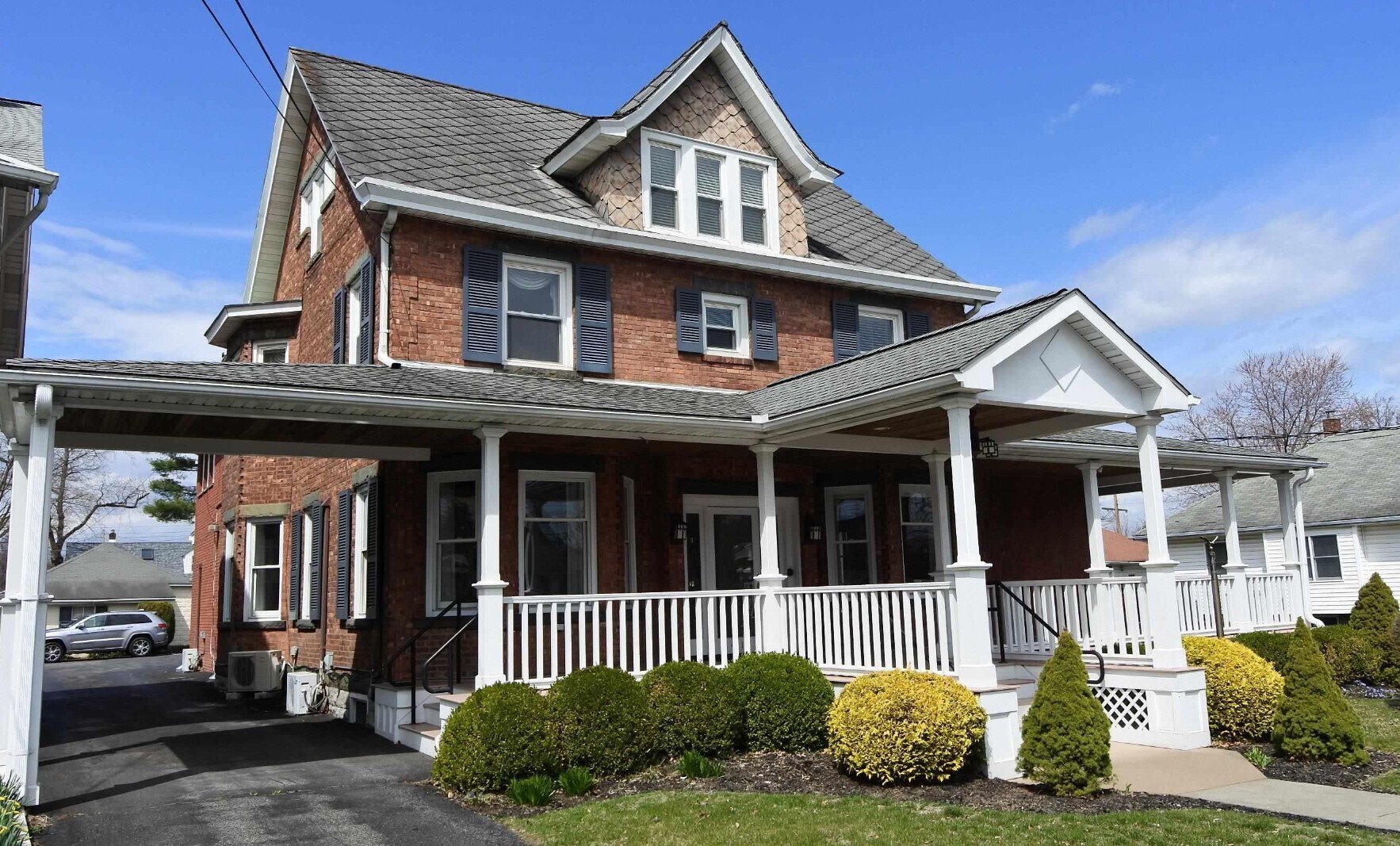 411 Albany Ave Kingston, NY 12401 Retail Property for Lease on