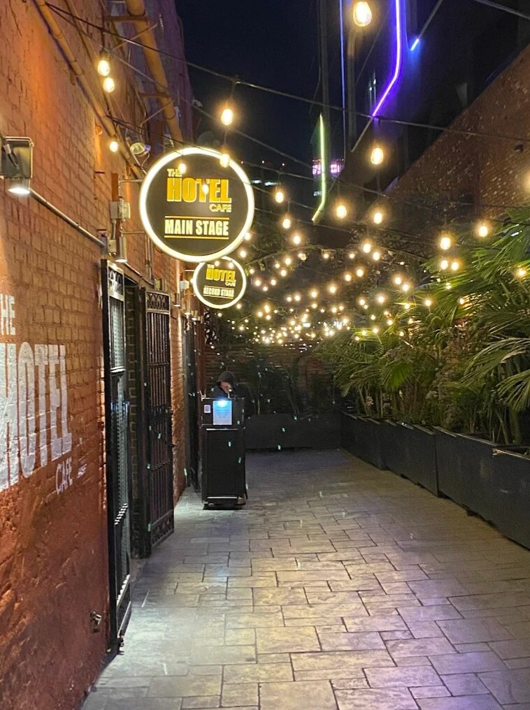 1623 1/2 N Cahuenga Blvd, Los Angeles, CA for Rent