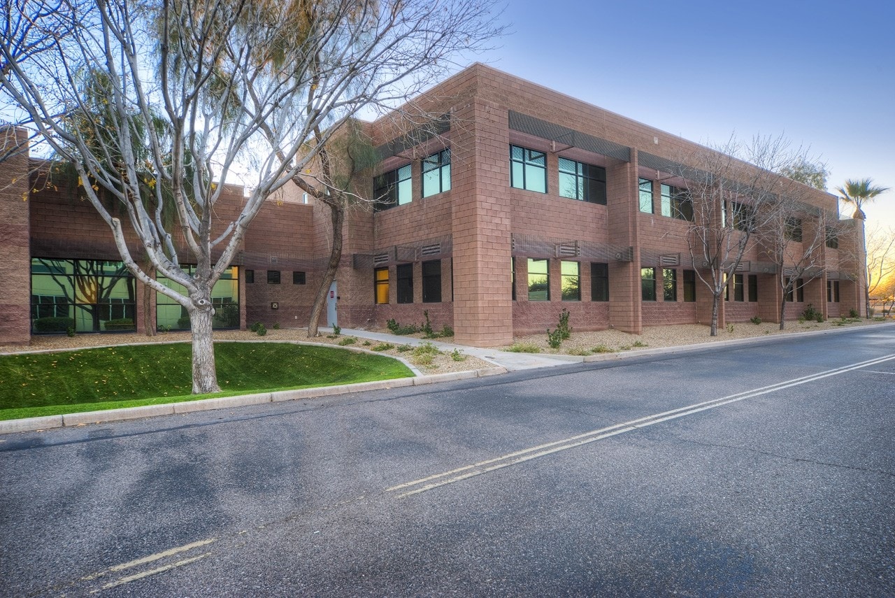 140 N Litchfield Rd, Goodyear, AZ for Rent