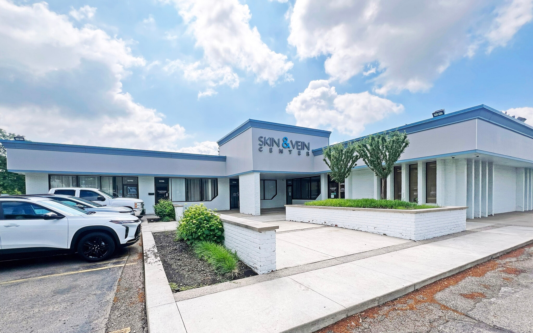 10982-10992 Middlebelt Rd, Livonia, MI for Sale