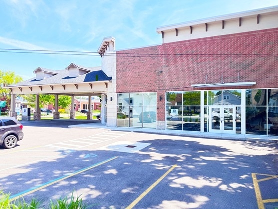 311 W University Dr, Rochester, MI for Rent