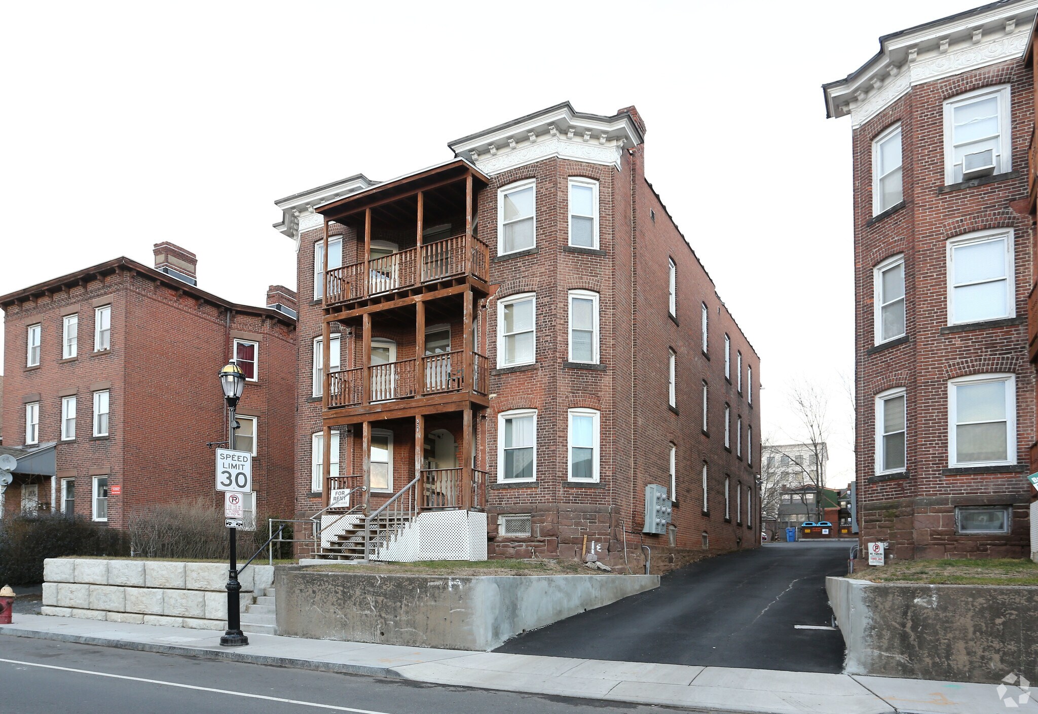 538550 Broad St Hartford, CT 06106 MultiFamily Property for Sale on