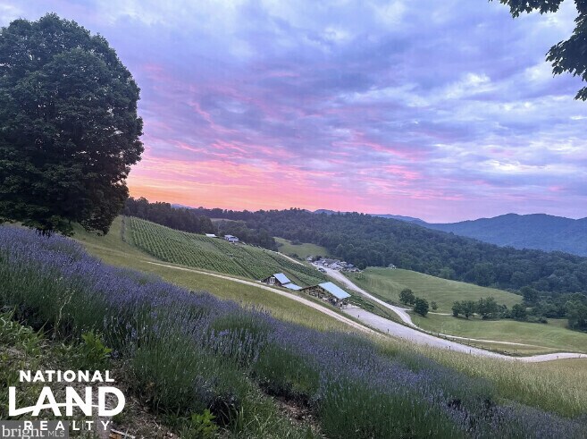 3899 Eakin Farm Rd, Blacksburg, VA for Sale