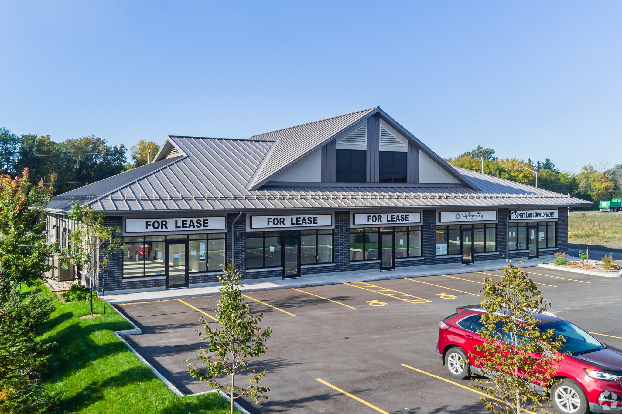 7610 Village Center Pl, Ottawa, ON for Rent