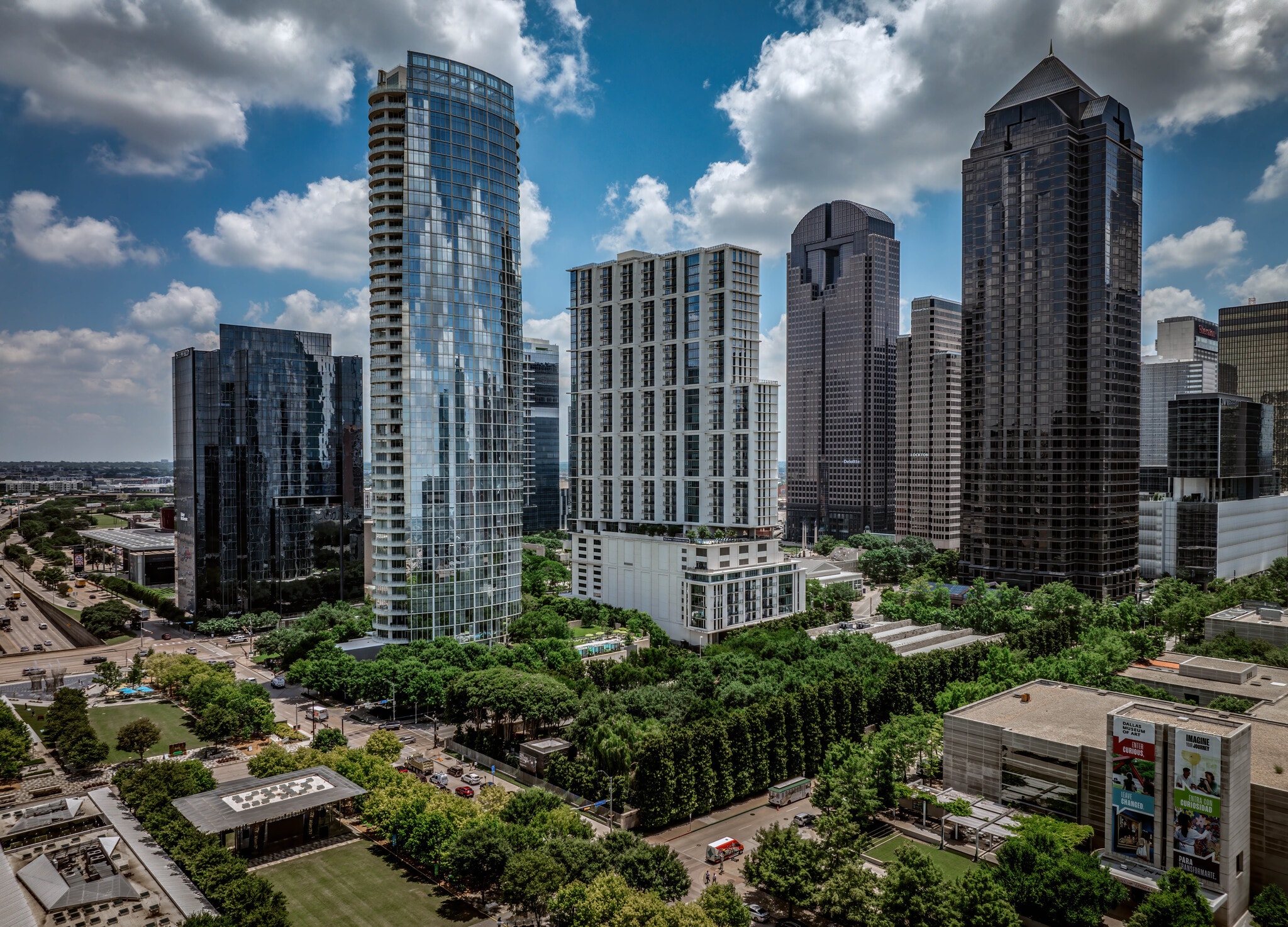 2001 Ross Ave, Dallas, TX for Rent