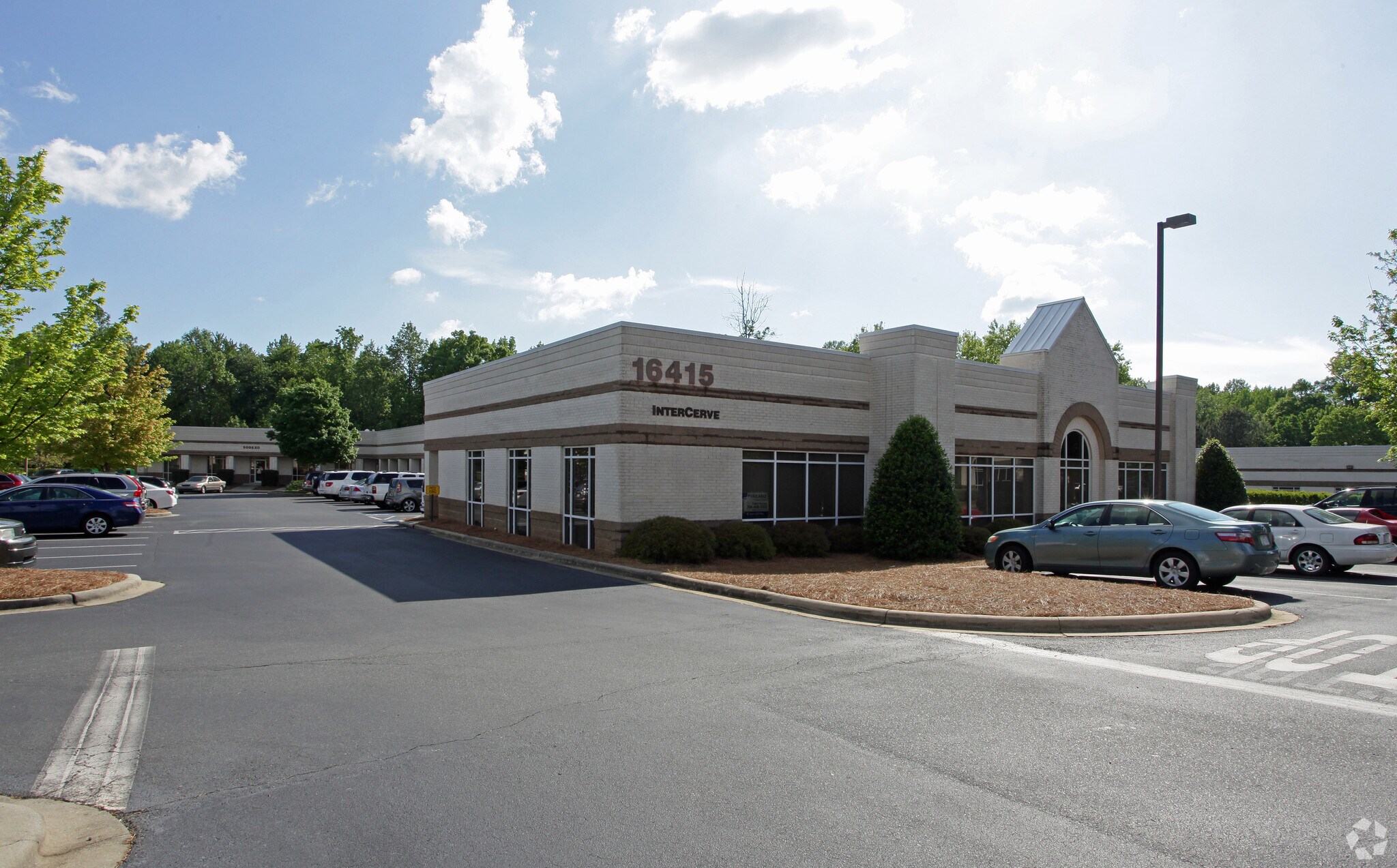 16415 Northcross Dr Huntersville, NC 28078 Office Property for Lease