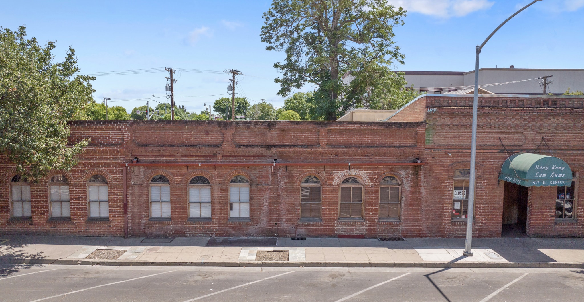 417 E Center Ave, Visalia, CA for Sale