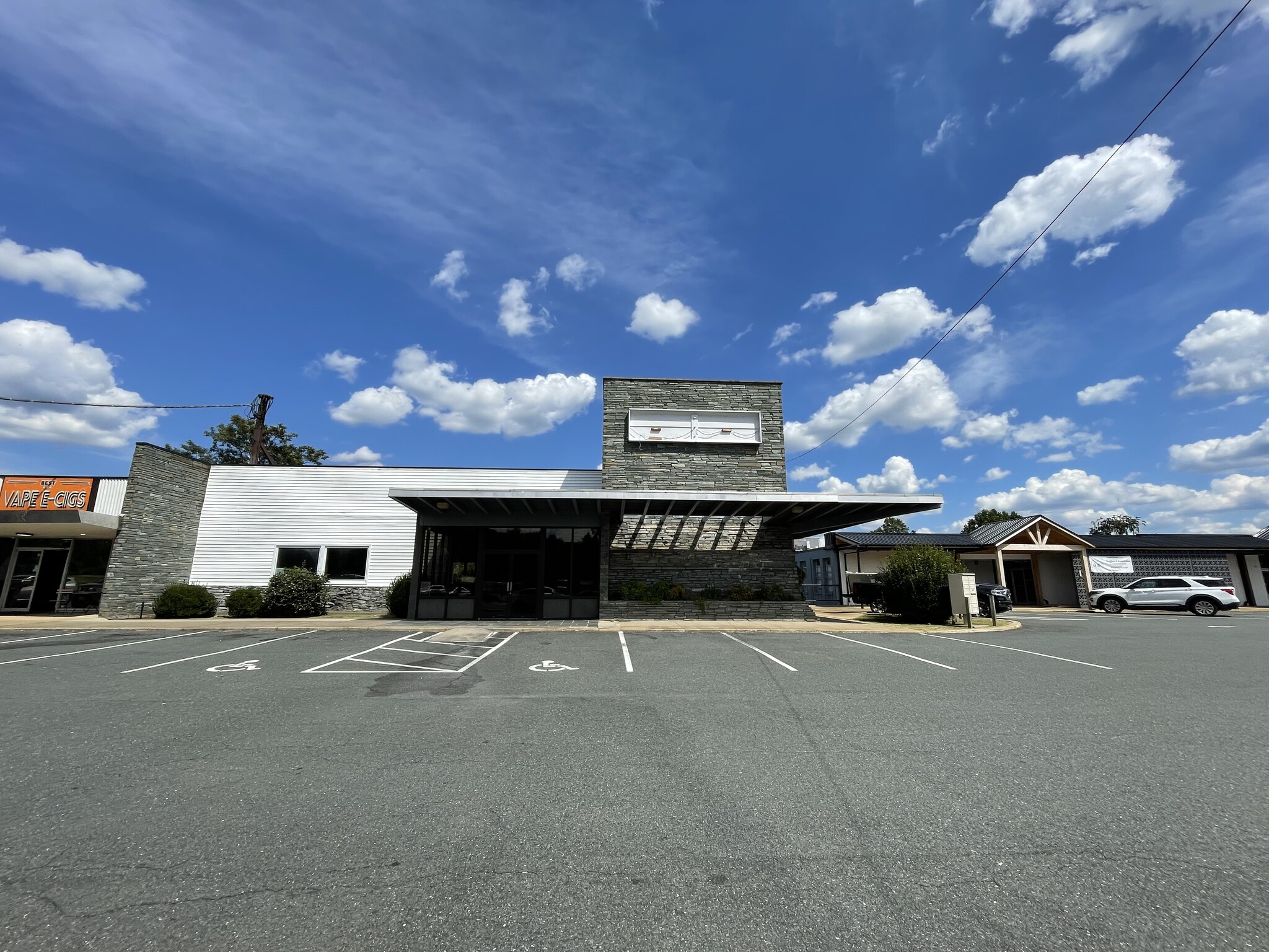 4535 S Amherst Hwy, Madison Heights, VA for Rent