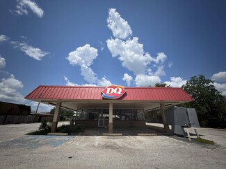 Dayton, TX Retail - 104 E Highway 90