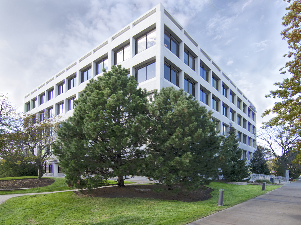 1834 Walden Office Sq, Schaumburg, IL for Rent