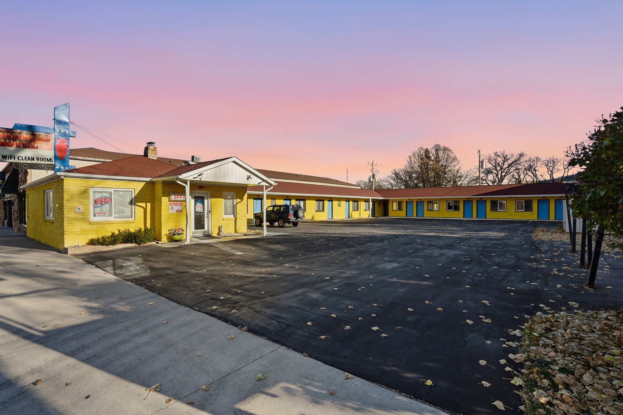 214 E Cleveland St, Sundance, WY for Sale