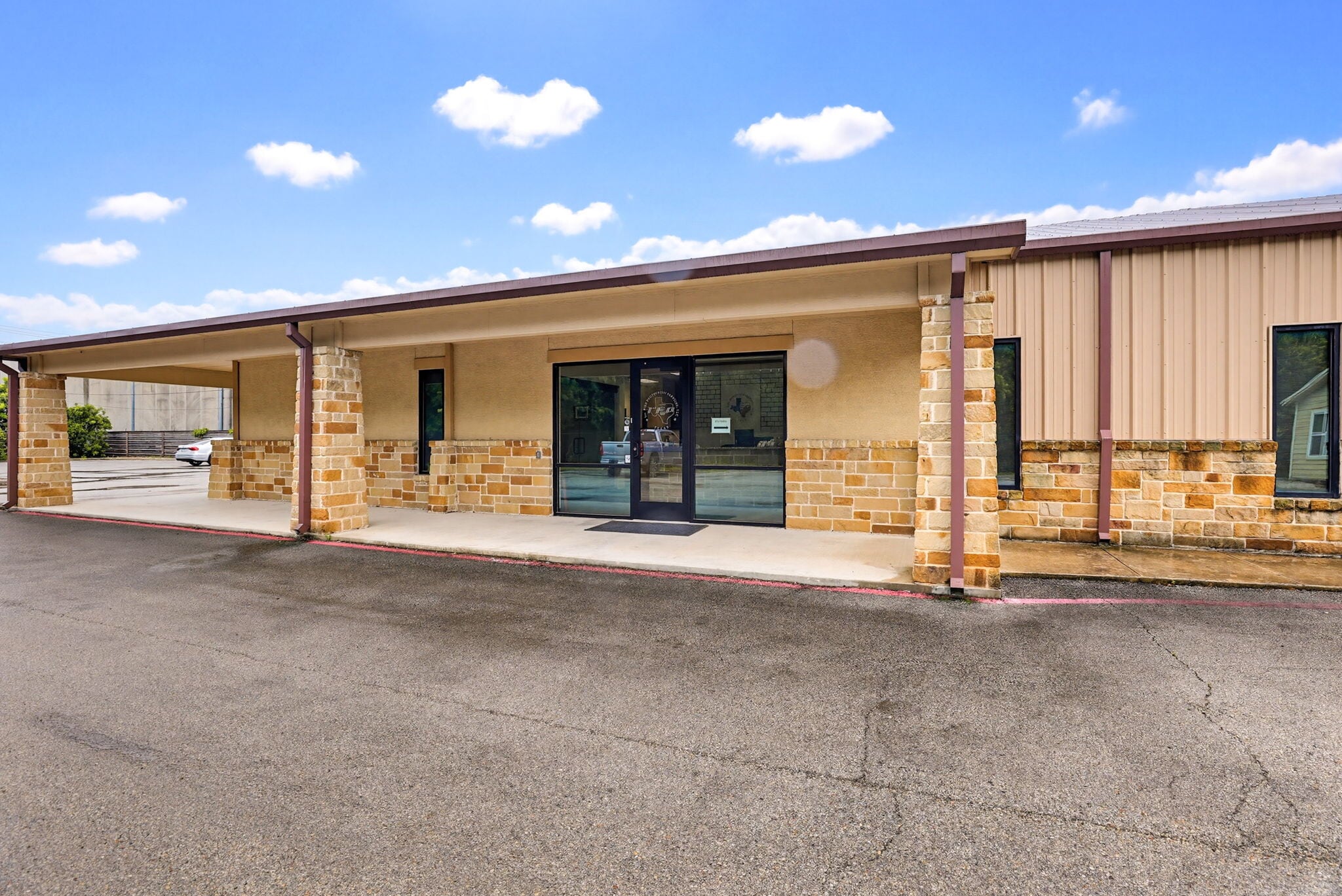 11550 N North Loop Rd, San Antonio, TX for Sale