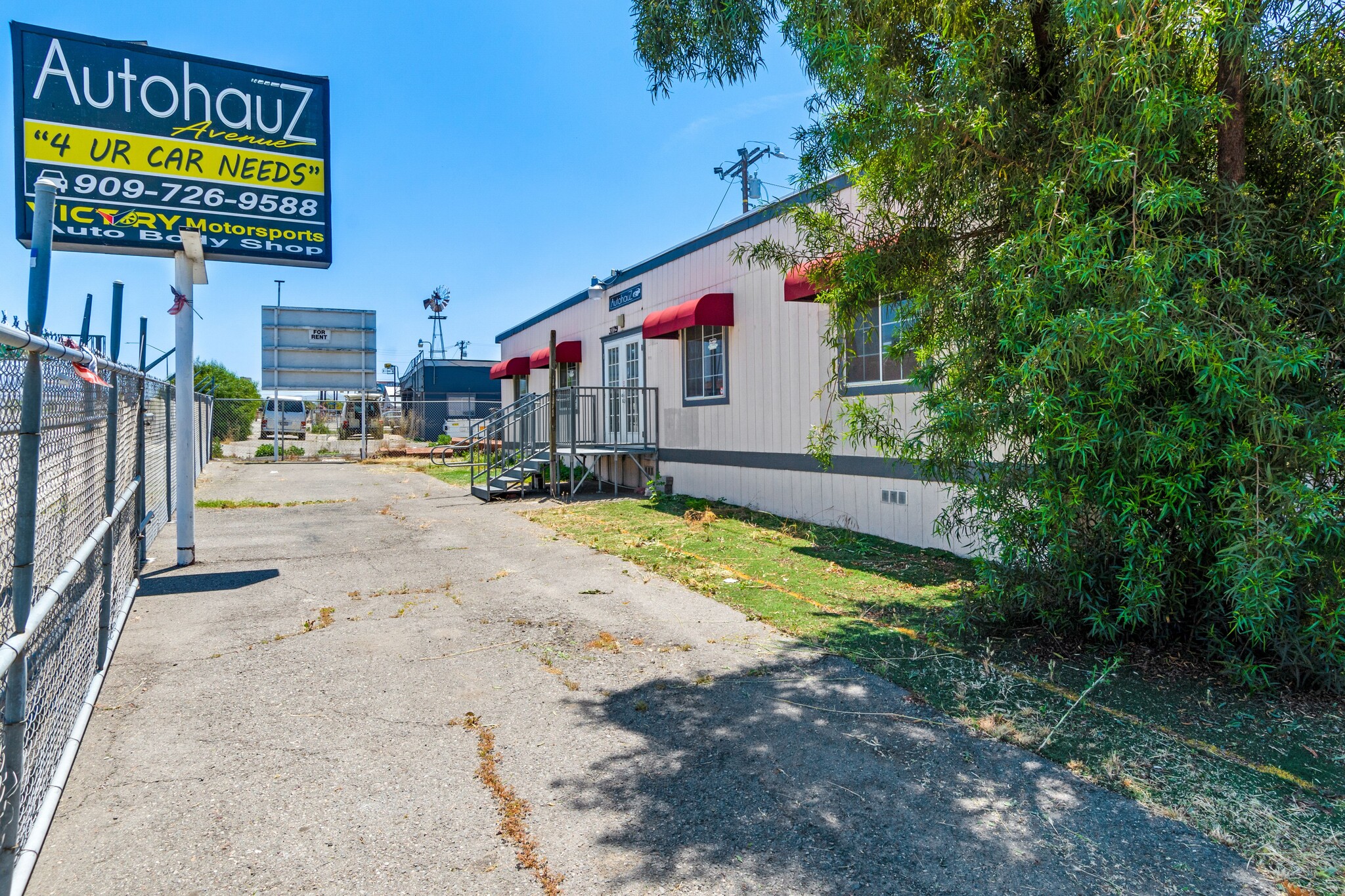 31129 Outer Highway 10 Yucaipa, CA 92399 Retail Property for Lease on