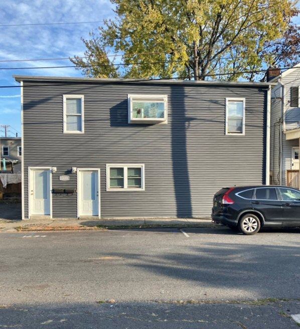 1689 Oliver St, Rahway, NJ for Sale