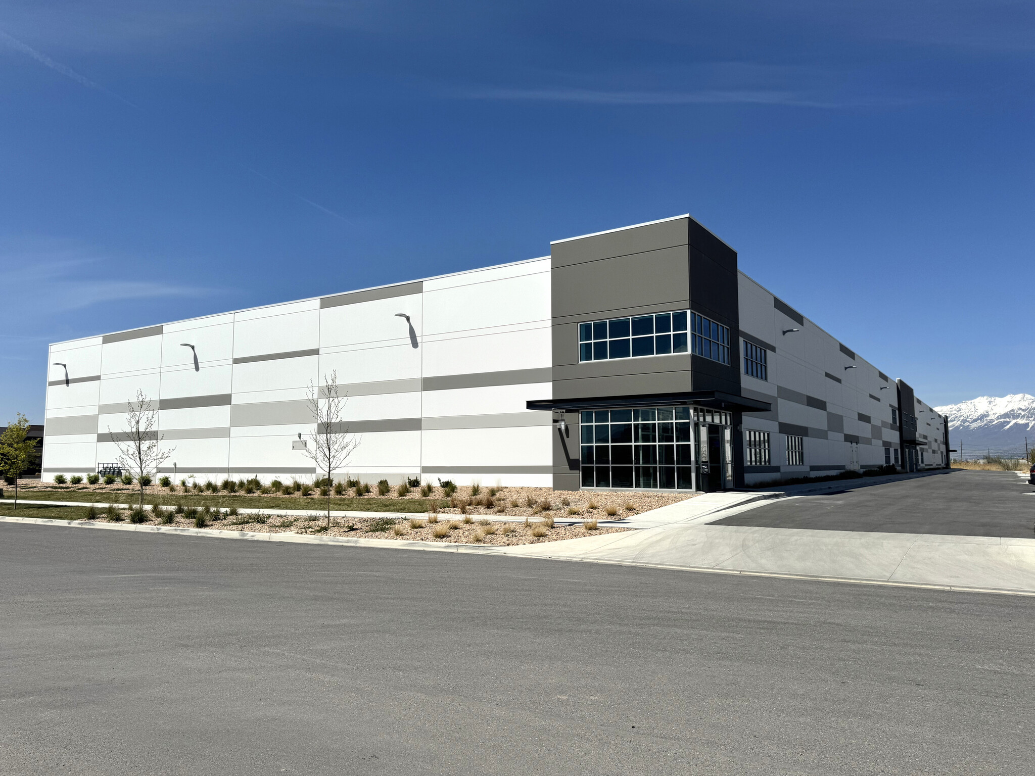 1950 N Canyon Creek Pkwy, Spanish Fork, UT for Rent
