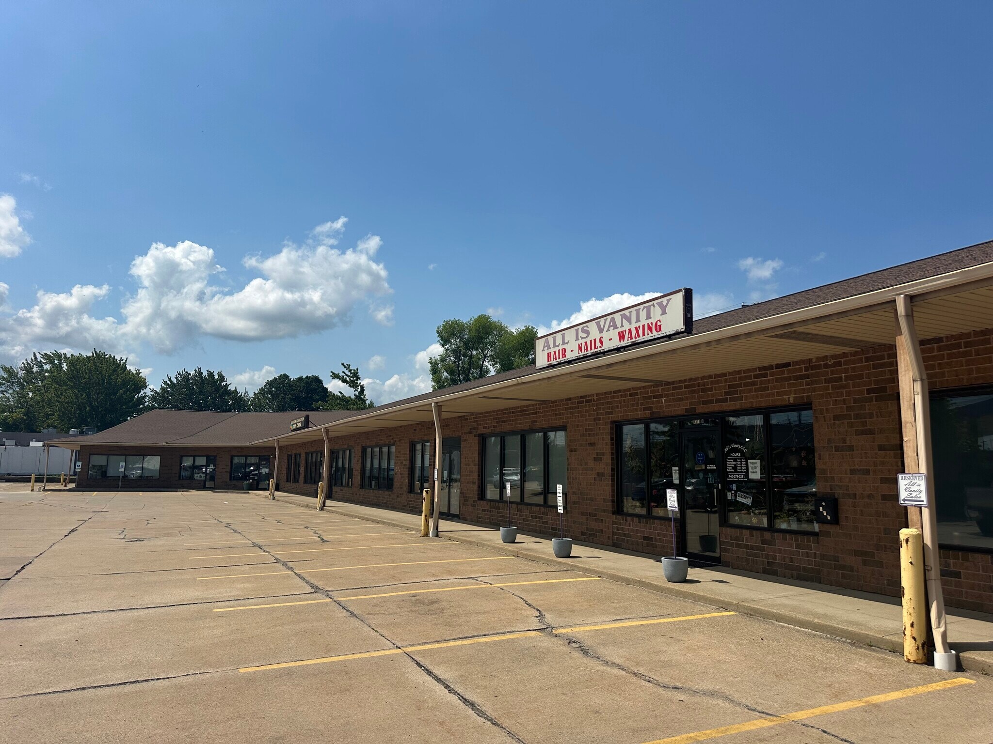 6312 Center St, Mentor, OH for Rent