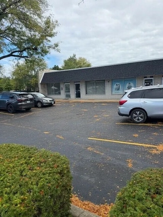 Skokie, IL Office/Retail - 9849-9853 Gross Point Rd